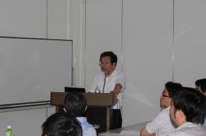 ご講演中の藤井先生