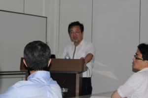 ご講演中の藤井先生2