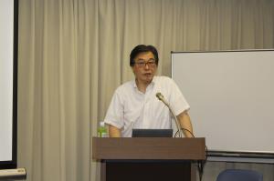 ご講演中の矢島先生